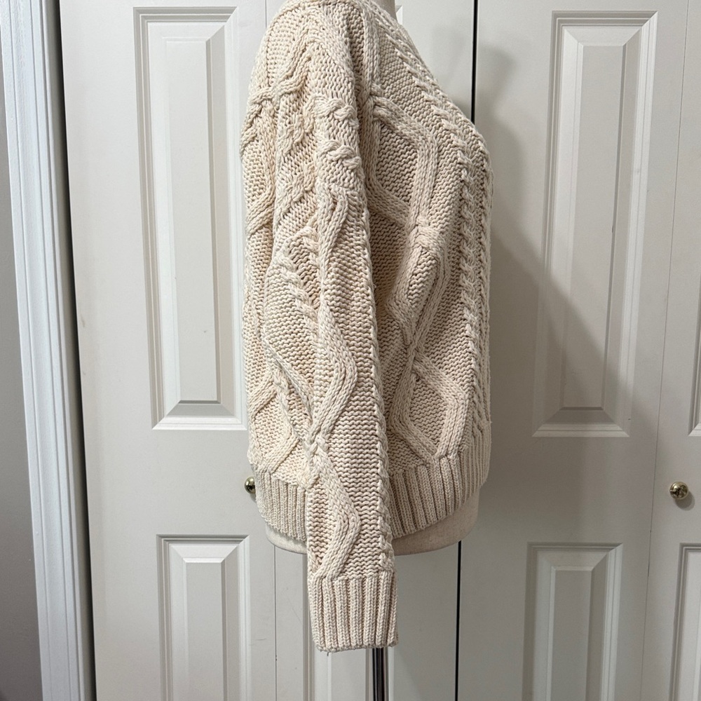 Cable Knit Oversized Cream Sweater EUC❤️ - Picture 8 of 14